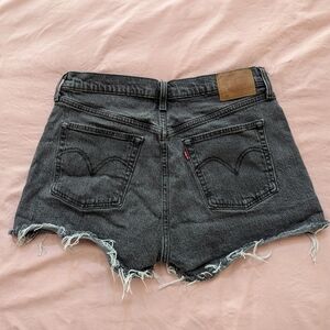 Levi's 501 shorts - Size 32